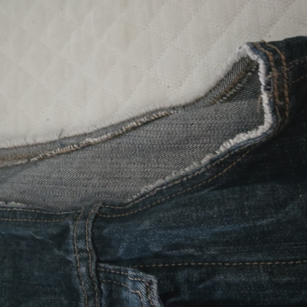Vest - Picture 10 of 11